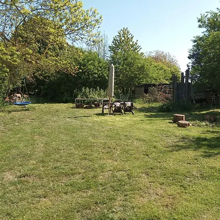 Schwalbennest Am Lehmberg * Velgast